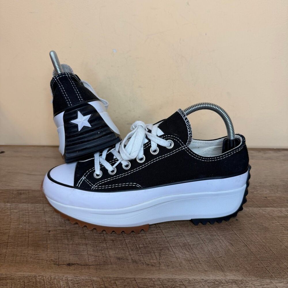 Converse CTAS Run Star Hike Low Black Gum platform size 8 women’s shoes